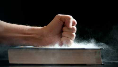 Ученые объяснили, чем опасна домашняя пыль